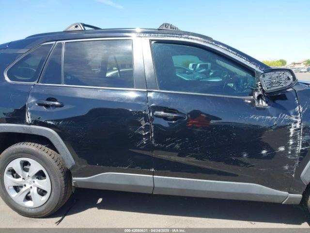 
								2021 TOYOTA RAV4 LE full									
