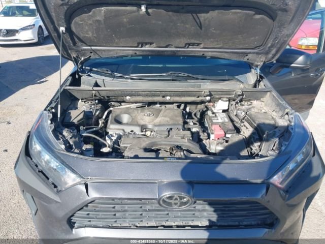 
								2020 TOYOTA RAV4 LE full									